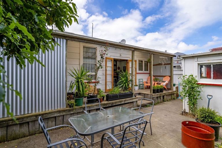 Photo of property in 75 Lincoln Road, Masterton, 5810