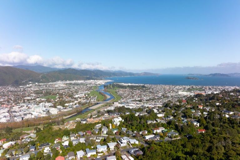 Photo of property in 22a Westpoint Avenue, Harbour View, Lower Hutt, 5010