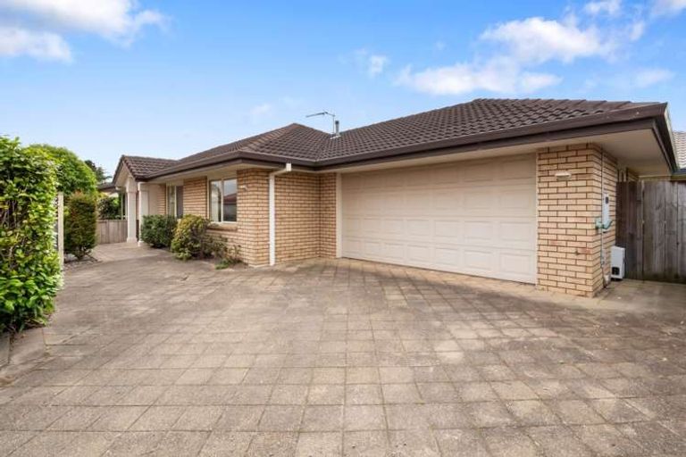 Photo of property in 14b Rosberg Place, Mount Maunganui, 3116