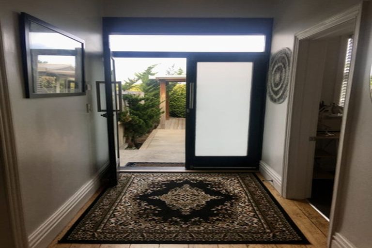 Photo of property in 1/27 Picton Avenue, Riccarton, Christchurch, 8011