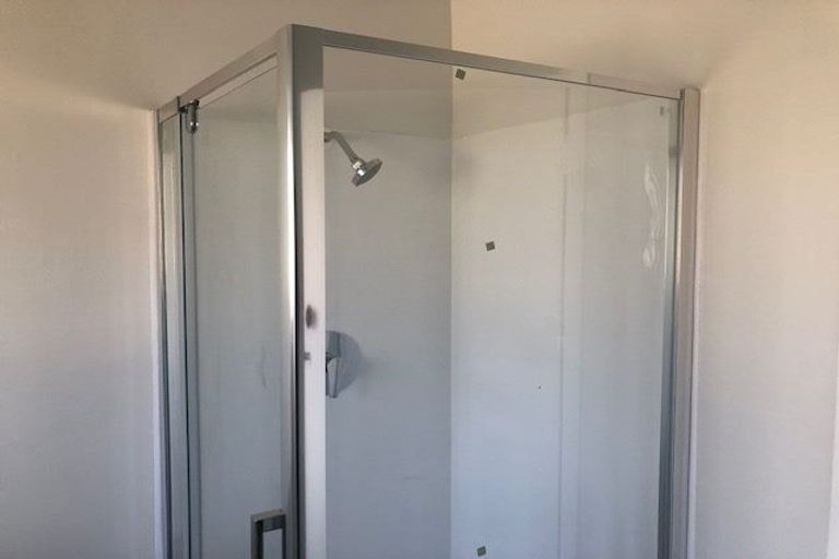 Photo of property in 20 Saint Leonards Road, Kelston, Auckland, 0602