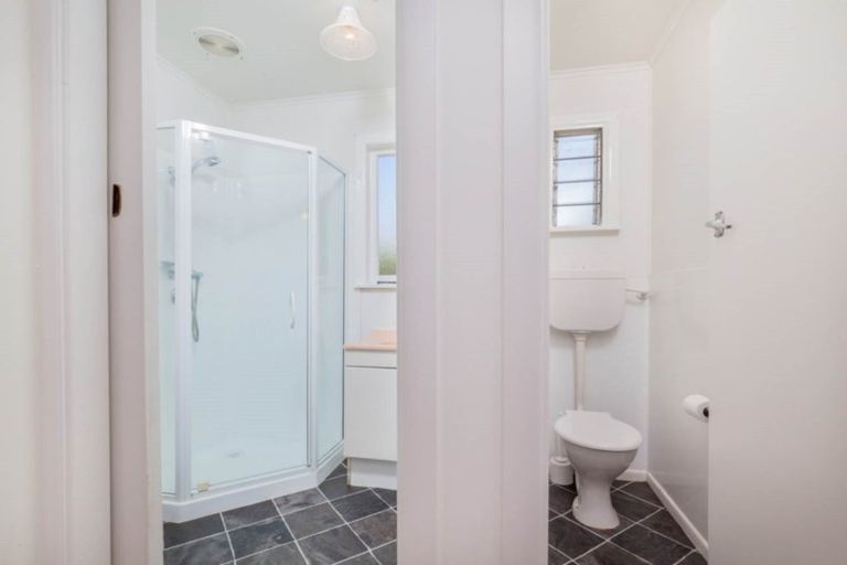 Photo of property in 45a Pinedale Place, Henderson, Auckland, 0610