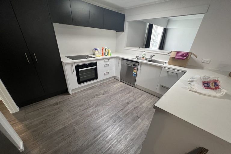 Photo of property in 5 Bellfield Road, Opaheke, Papakura, 2113