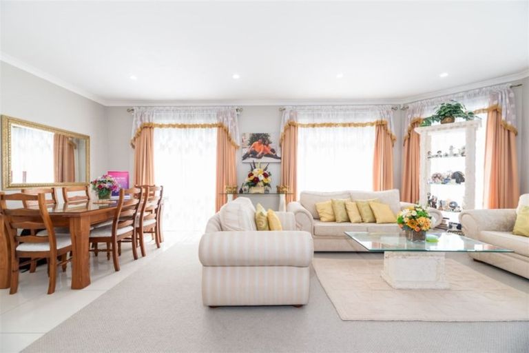 Photo of property in 406a Te Atatu Road, Te Atatu Peninsula, Auckland, 0610