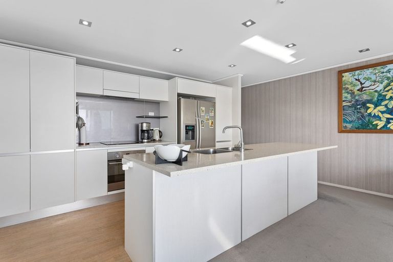 Photo of property in Quayside Apartments, 311/11 George Street, Whakatane, 3120