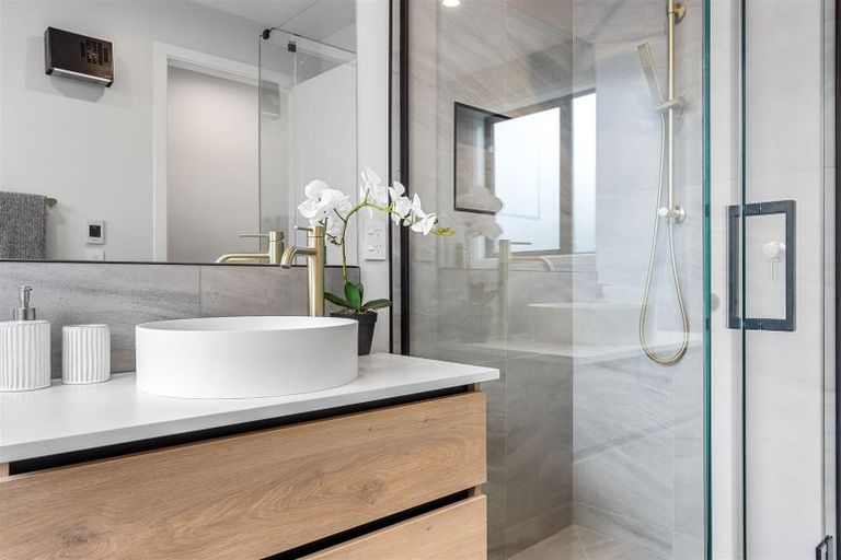 Photo of property in 18 Ellmers Street, Woodend, 7691