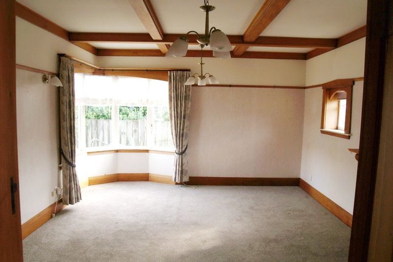 Photo of property in 297 The Parade, Island Bay, Wellington, 6023