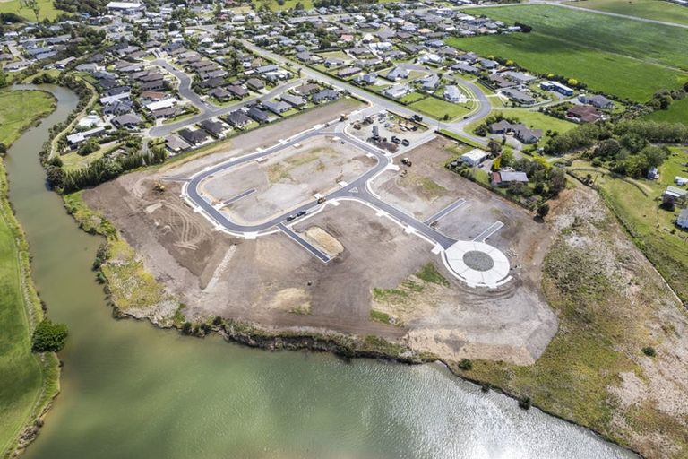 Photo of property in 38 Ferry Road, Waipu, 0510