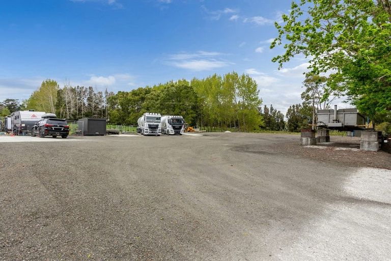Photo of property in 5 Pukanui Avenue, Totara Park, 2019