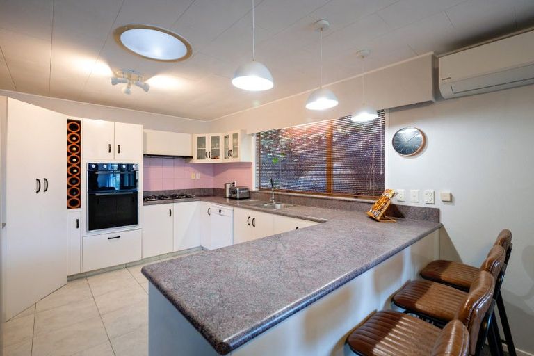 Photo of property in 78 Milton Road, Bluff Hill, Napier, 4110