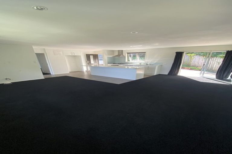 Photo of property in 27 Gerontius Glade, Torbay, Auckland, 0630