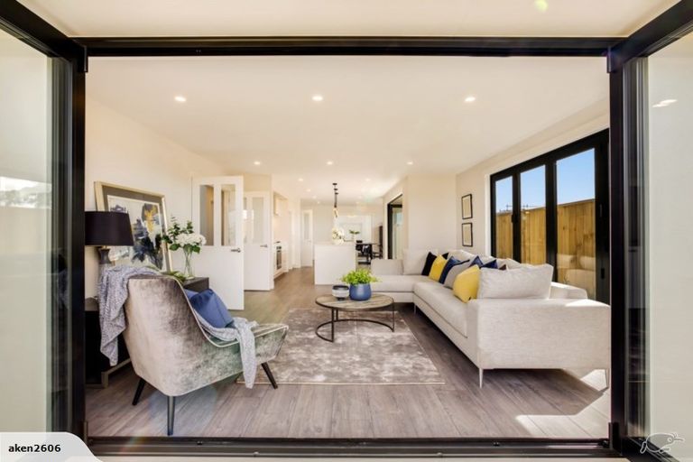 Photo of property in 14 Makete Crescent, Hobsonville, Auckland, 0618