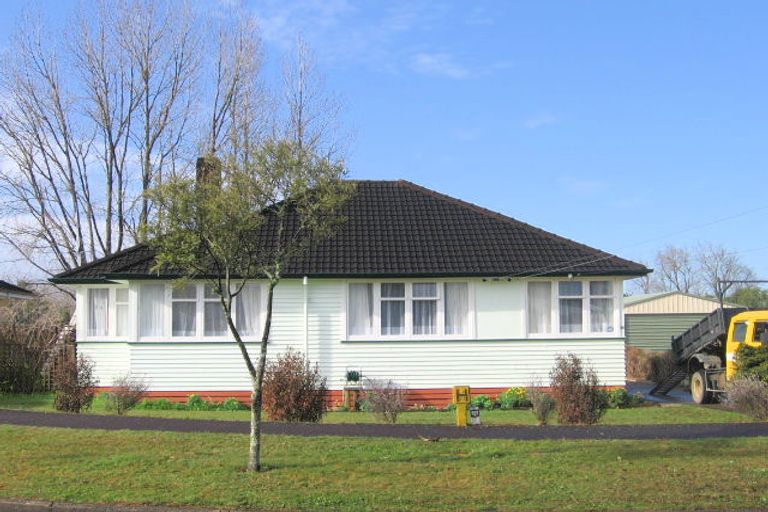 Photo of property in 48 Pollen Crescent, Melville, Hamilton, 3206