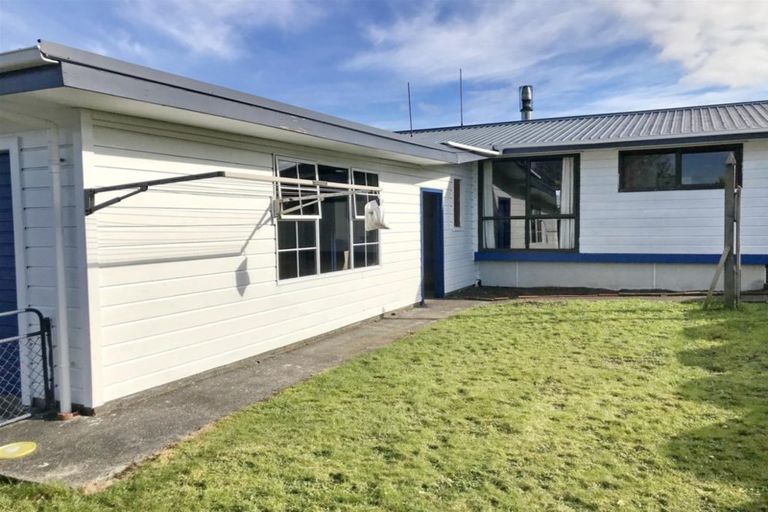 Photo of property in 9 Cassandra Street, Stratford, 4332