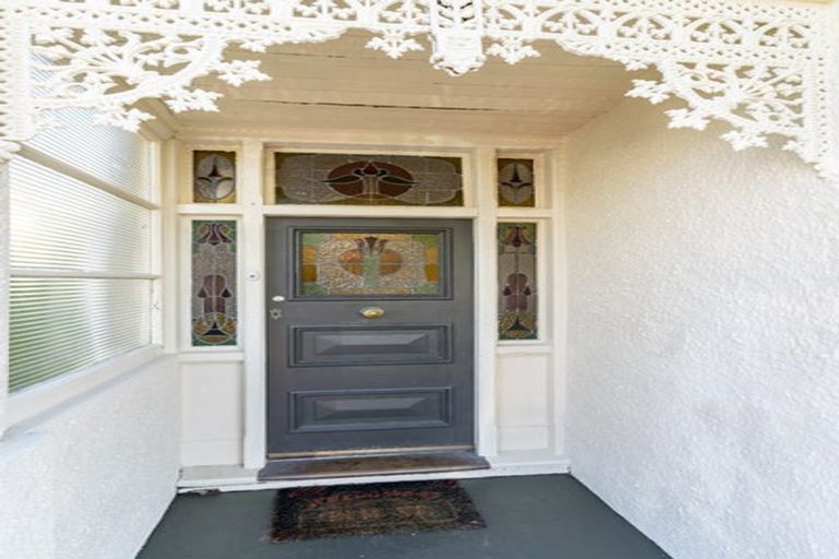 Photo of property in 40 Oxford Street, South Dunedin, Dunedin, 9012