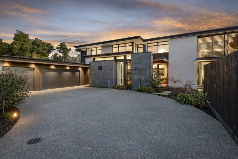 Photo of property in 3a Ngahere Street, Fendalton, Christchurch, 8041