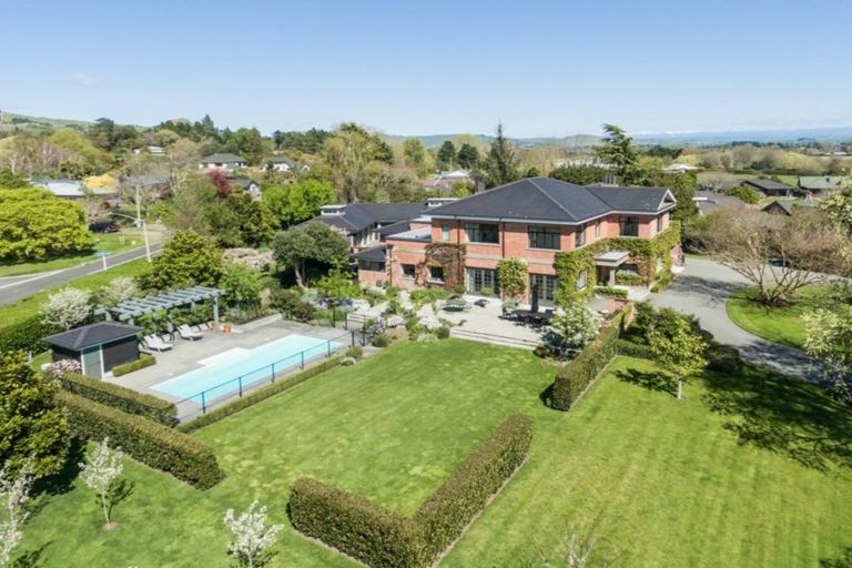 Photo of property in 36 Breadalbane Road, Havelock North, 4130