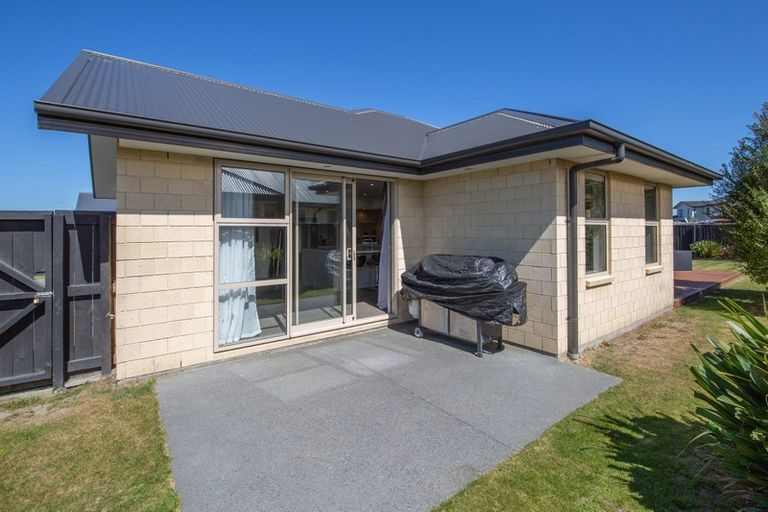 Photo of property in 13 Brockelbank Drive, Kaiapoi, 7630