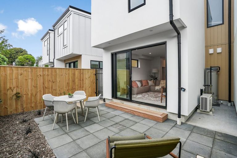 Photo of property in 7/10 Pascoe Avenue, Paremata, Porirua, 5026