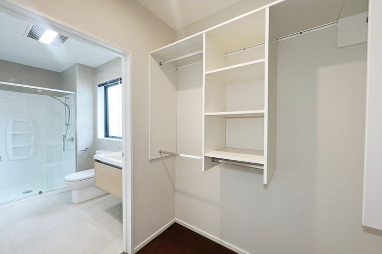 Photo of property in 6 Riria Crescent, Takanini, 2112