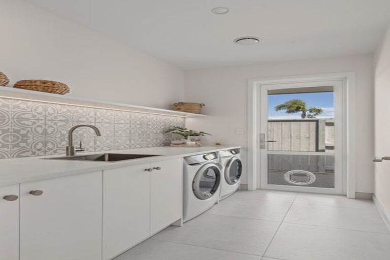 Photo of property in 15 Huria Vista, Pyes Pa, Tauranga, 3112