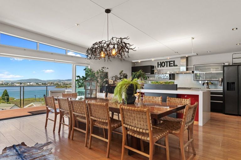 Photo of property in 21 Hillcrest Road, Otumoetai, Tauranga, 3110