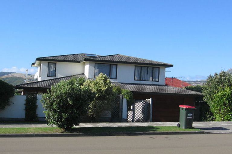 Photo of property in 155 Westchester Drive, Churton Park, Wellington, 6037