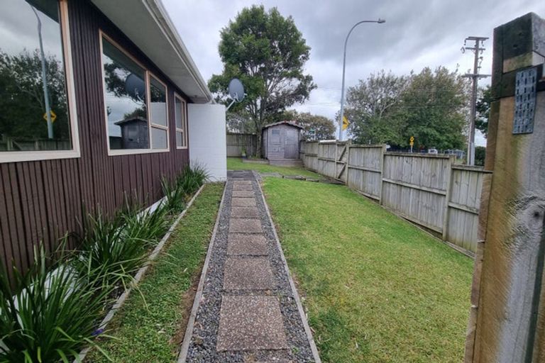 Photo of property in 1 Bishopgate Street, Birkdale, Auckland, 0626