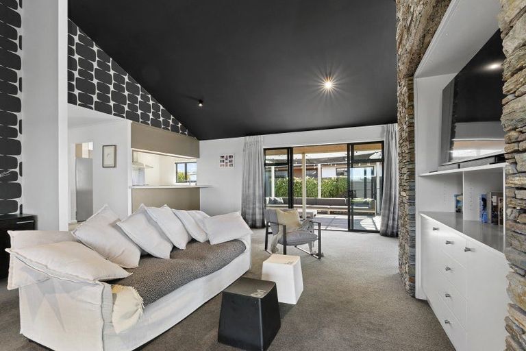 Photo of property in 52 Ludlow Drive, Huntingdon, Ashburton, 7774