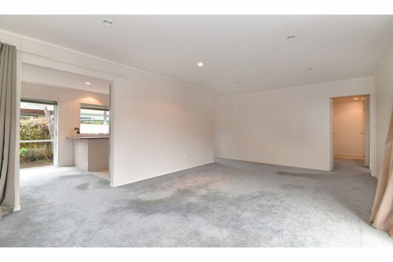 Photo of property in 2/448 Hibiscus Coast Highway, Orewa, 0931