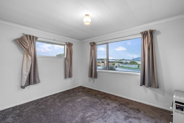 Photo of property in 13 Henderson Street, Kingswell, Invercargill, 9812