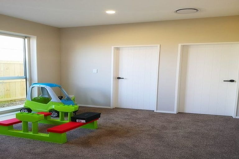Photo of property in 12 Hinoki Way, Flat Bush, Auckland, 2019