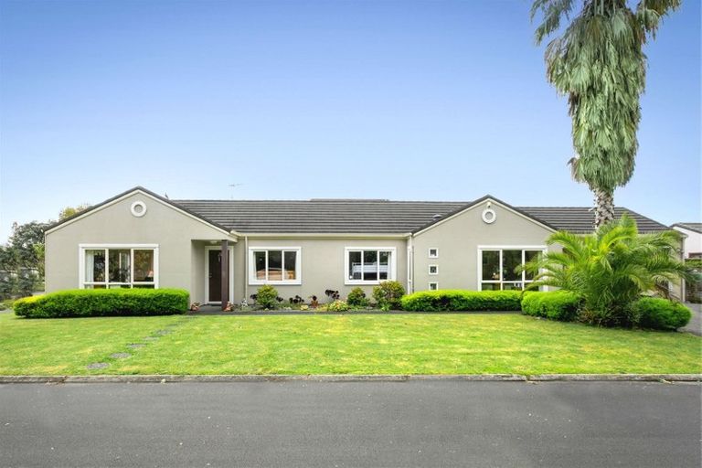 Photo of property in 15 Huntaway Lane, Te Atatu Peninsula, Auckland, 0610