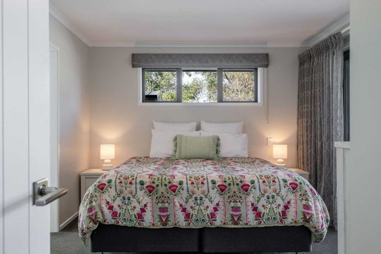 Photo of property in 33 Monarch Drive, Ashhurst, 4810