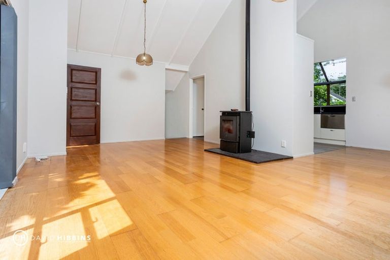 Photo of property in 2/30a Verbena Road, Birkdale, Auckland, 0626