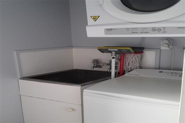 Photo of property in 16a Oban Road, Browns Bay, Auckland, 0630