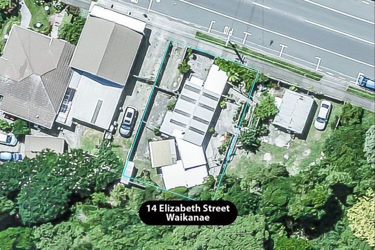 Photo of property in 14 Elizabeth Street, Waikanae, 5036