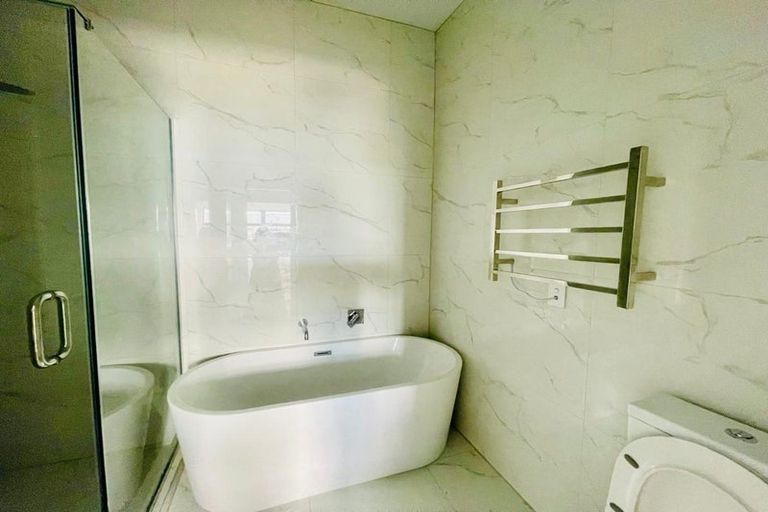 Photo of property in 76 Kauri Heart Avenue, Takanini, 2112