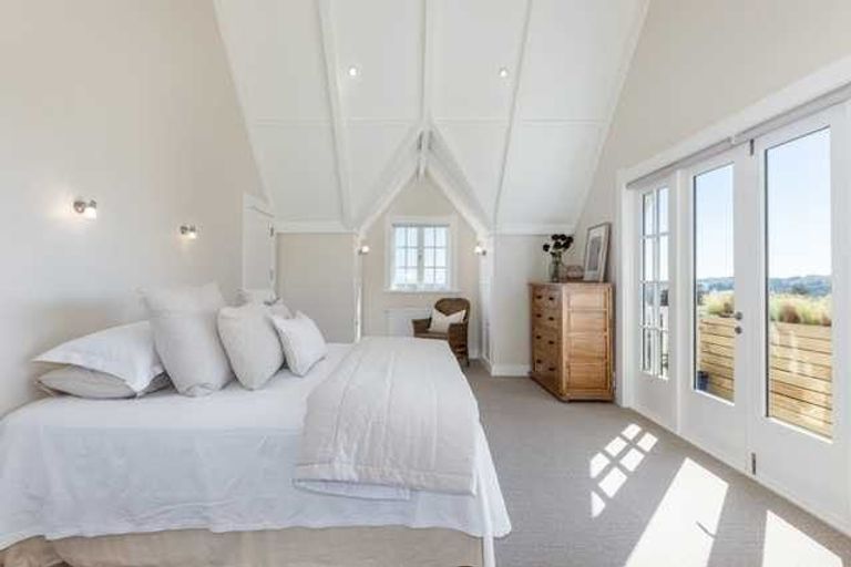 Photo of property in 155 Durham Drive, Havelock North, 4130