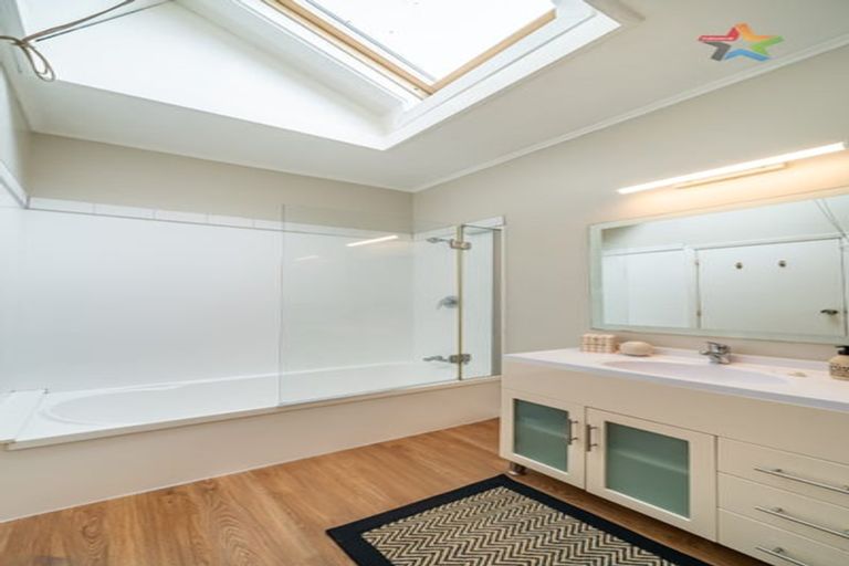 Photo of property in 63a Trafalgar Street, Waterloo, Lower Hutt, 5011