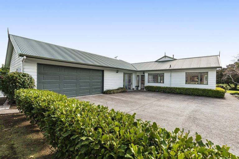 Photo of property in 484 Corbett Road, Lepperton, New Plymouth, 4373
