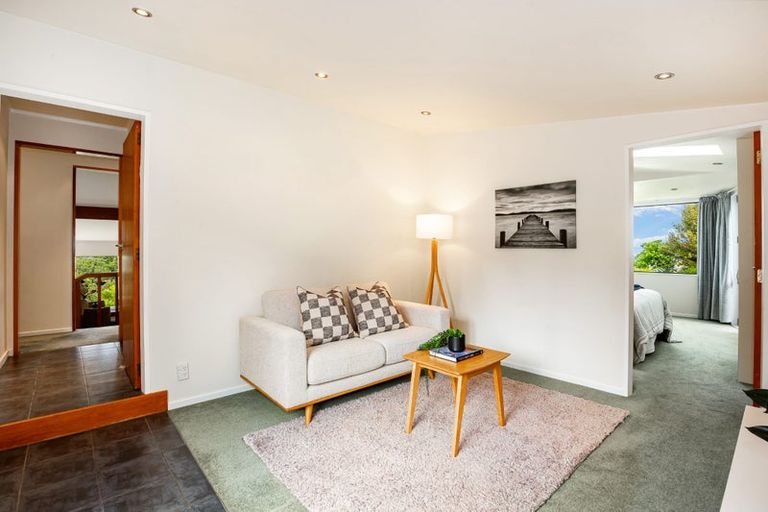 Photo of property in 4 Flint Way, Northland, Wellington, 6012