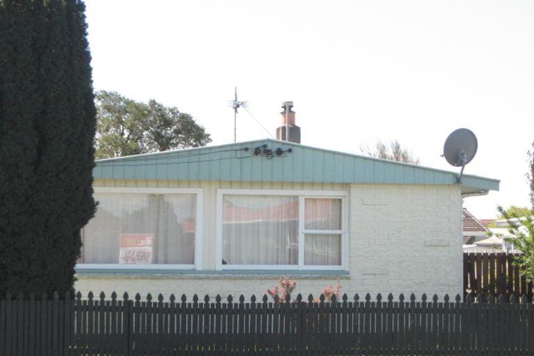 Photo of property in 21 Prestons Road, Redwood, Christchurch, 8051