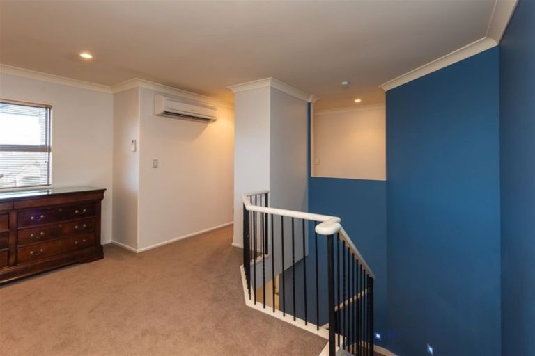 Photo of property in 25 Pewter Place, Northwood, Christchurch, 8051