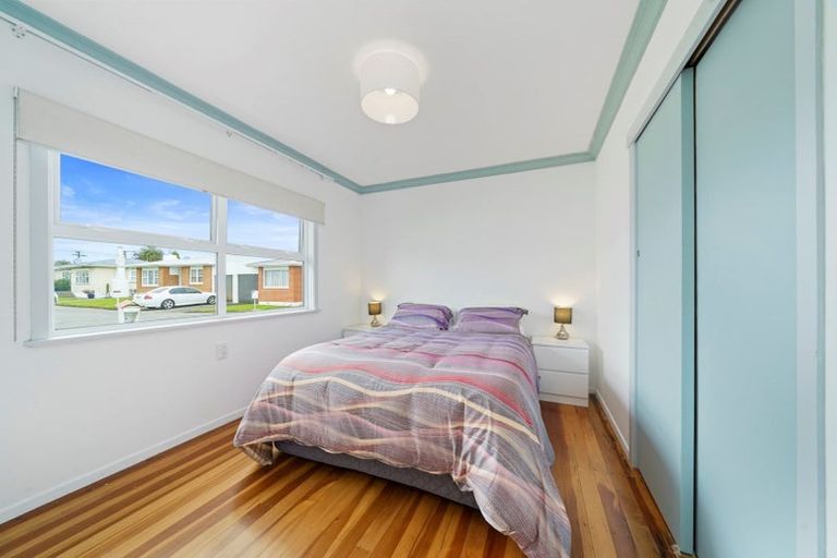 Photo of property in 6 Eton Place, Levin, 5510