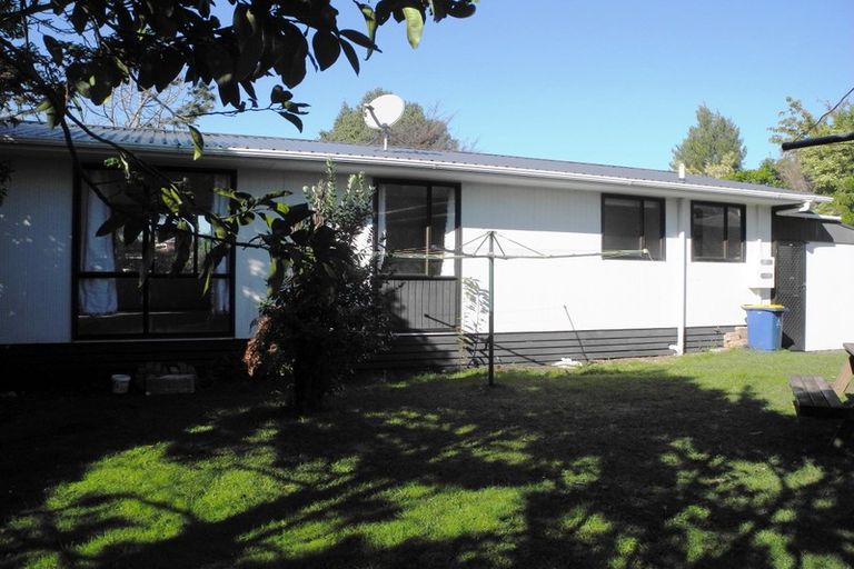 Photo of property in 1/5 Compass Place, Te Atatu Peninsula, Auckland, 0610