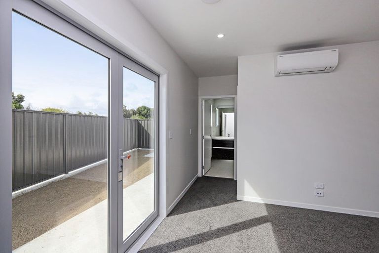 Photo of property in 6 George Yee Place, Taradale, 4112