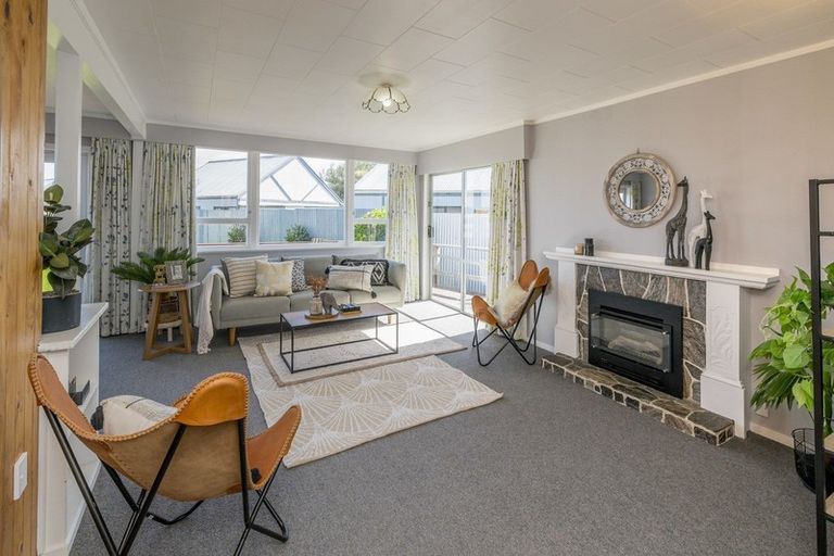 Photo of property in 183 Tiro Tiro Road, Levin, 5510