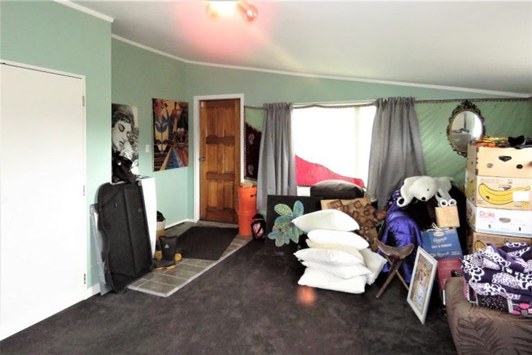 Photo of property in 3 Hawes Street, Waimangaroa, Westport, 7891