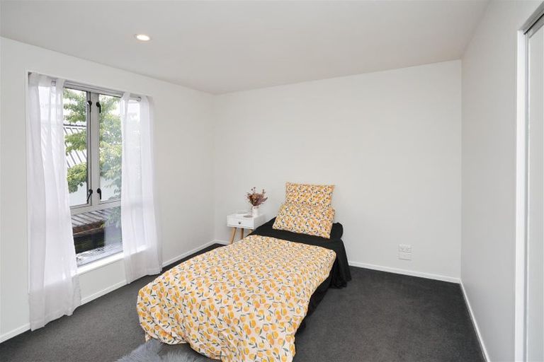 Photo of property in 30f Lyndon Street, Riccarton, Christchurch, 8041